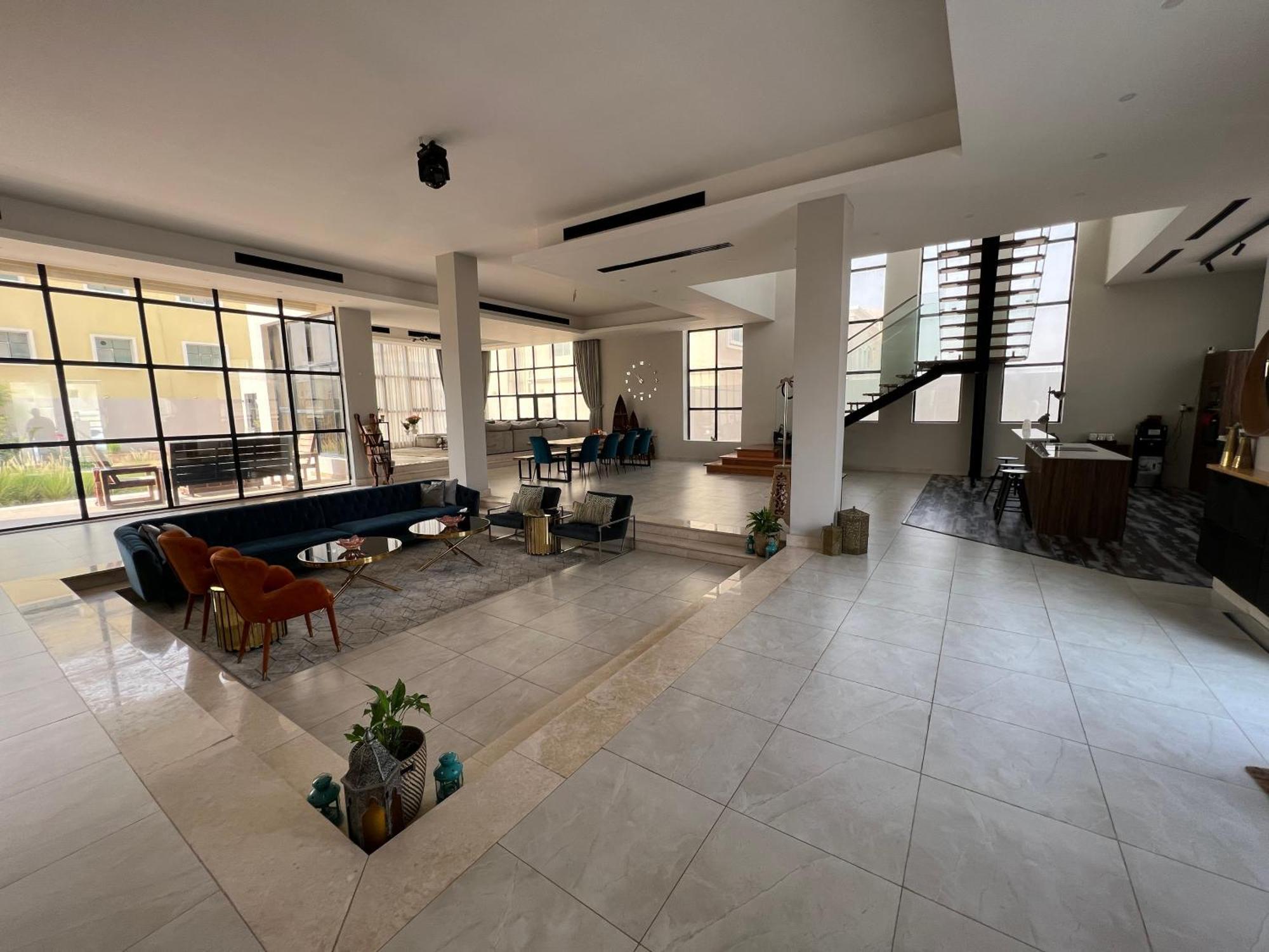 Casa Shakhbout Apartment อาบูดาบี ภายนอก รูปภาพ