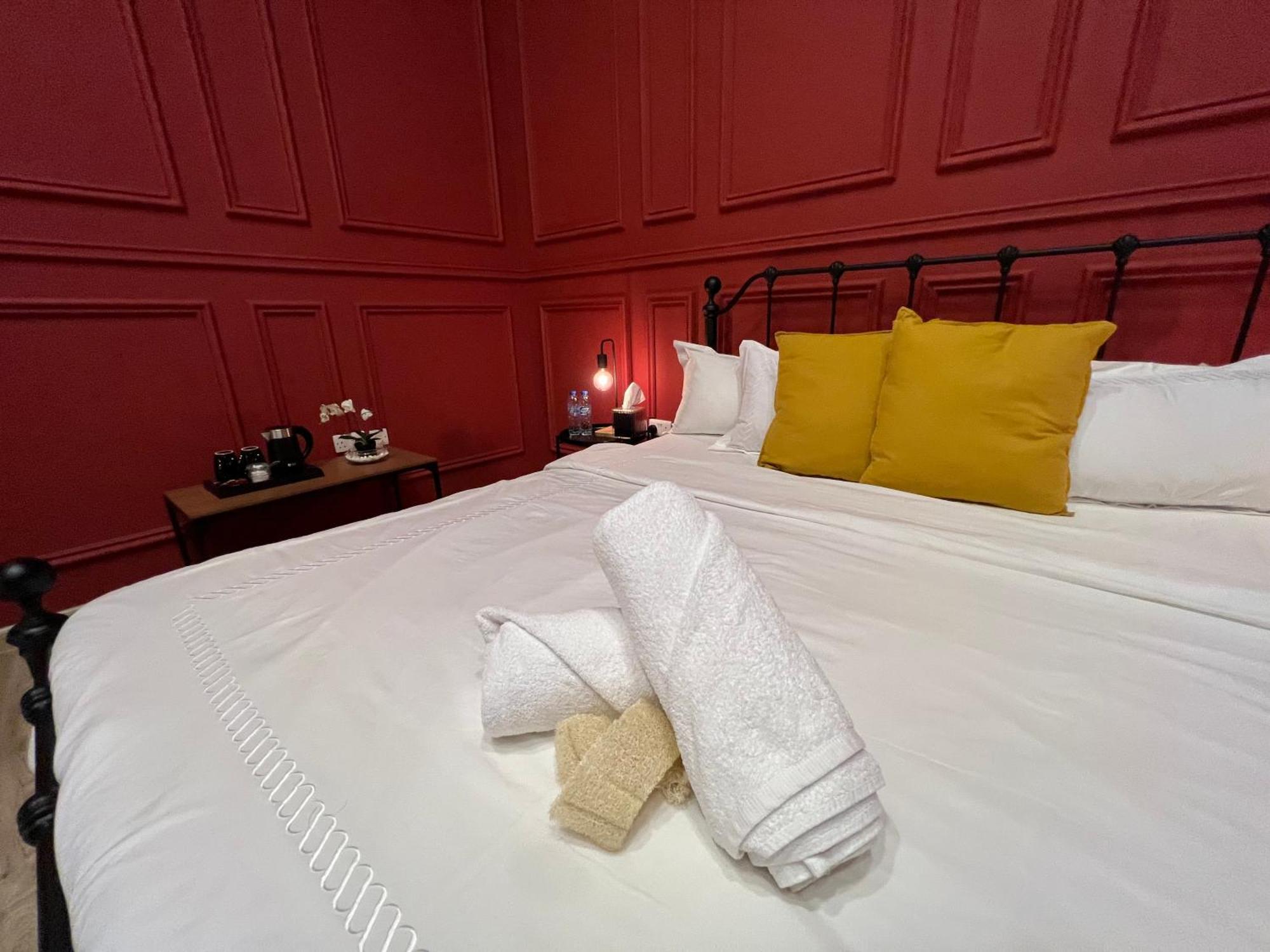 Casa Shakhbout Apartment อาบูดาบี ภายนอก รูปภาพ